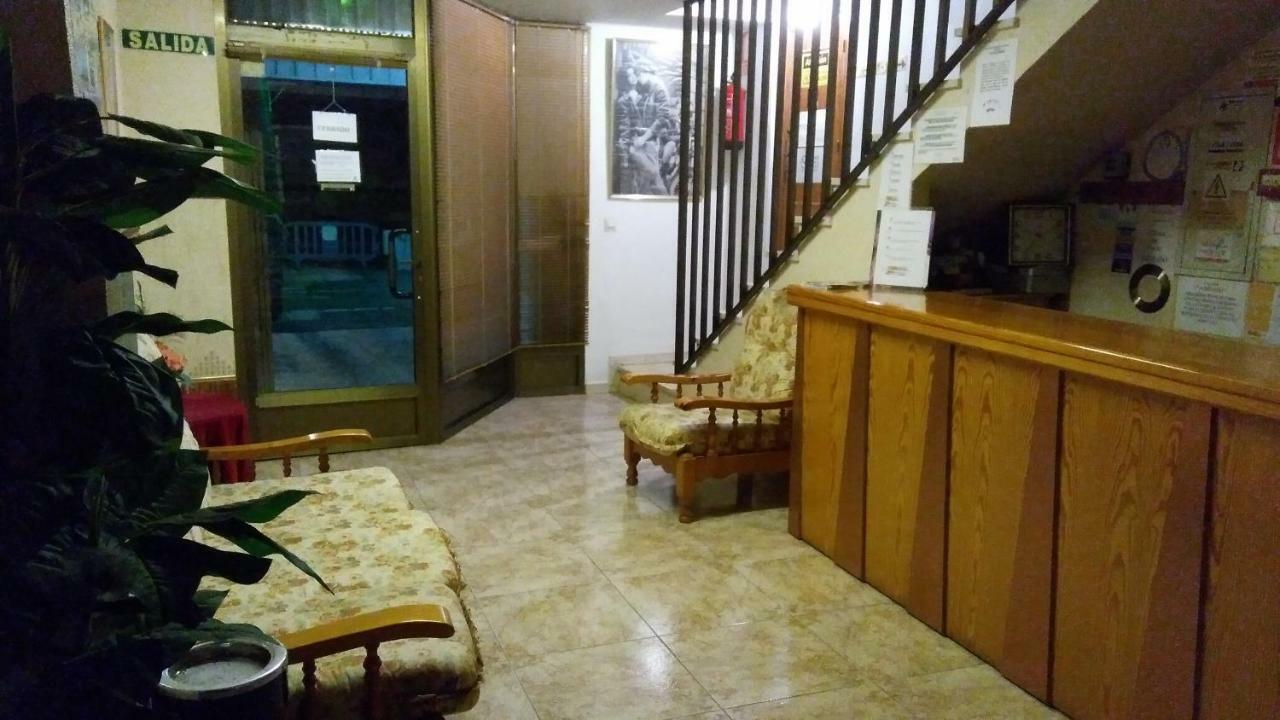 Pension- Mari Loli - Oficial Guardamar del Segura Dış mekan fotoğraf